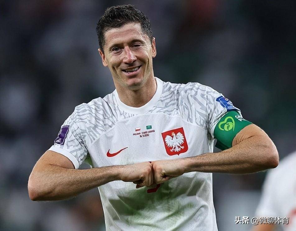 关于莱万多夫斯基爆冷击败FPX,大胜引爆全场!的信息 关于莱万多夫斯基爆冷击败FPX,大胜引爆全场!的信息