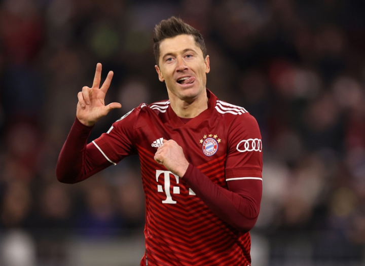 关于莱万多夫斯基爆冷击败FPX,大胜引爆全场!的信息 关于莱万多夫斯基爆冷击败FPX,大胜引爆全场!的信息