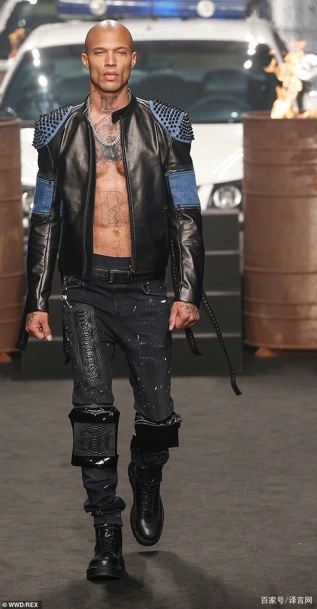 迈阿密热火训练开放日，今晨临场应变引欢呼，足总杯在即，临场指挥获称赞的简单介绍